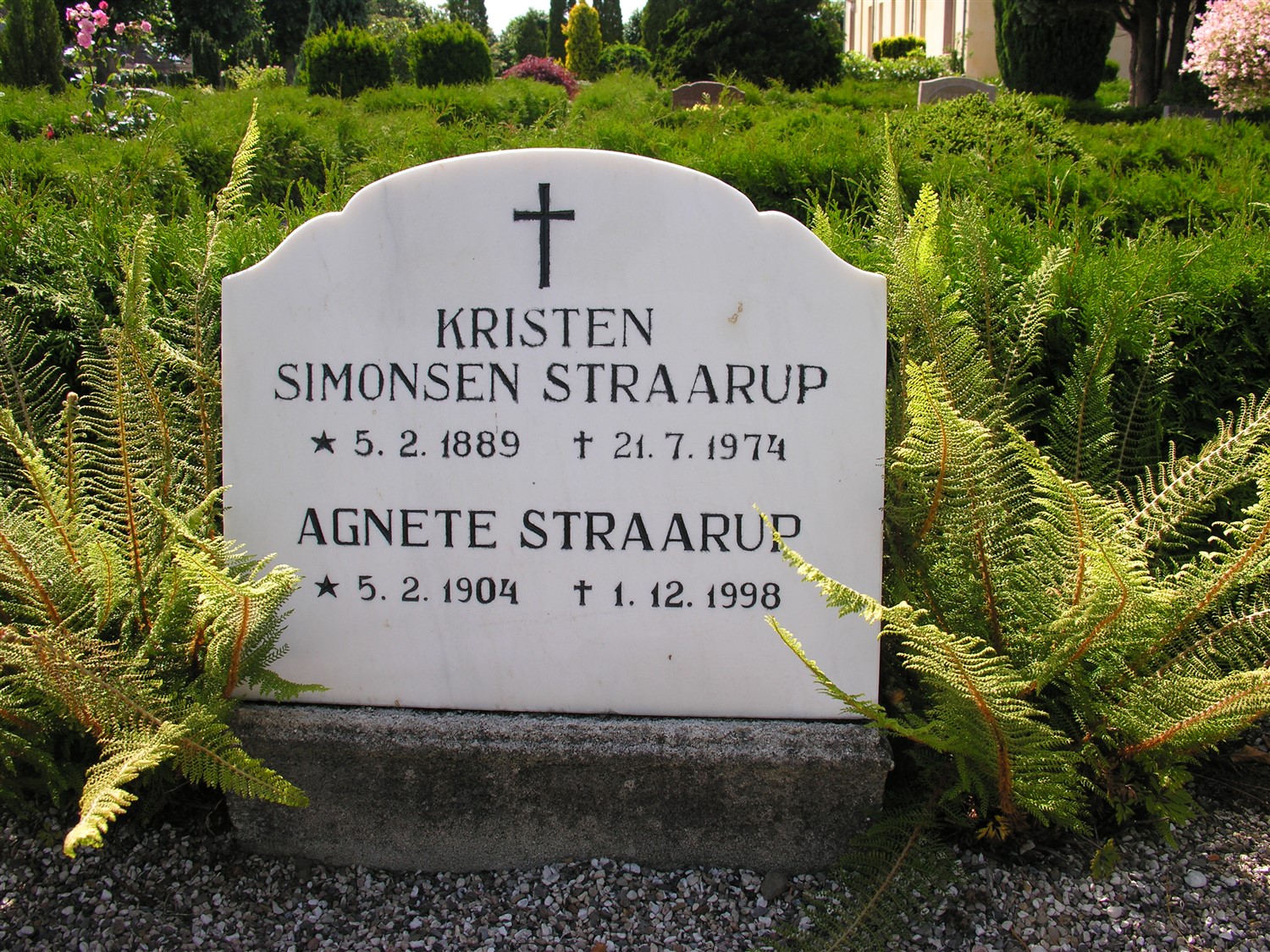 Kristen Simonsen Straarup og Ingrid Agnethe Christensen.