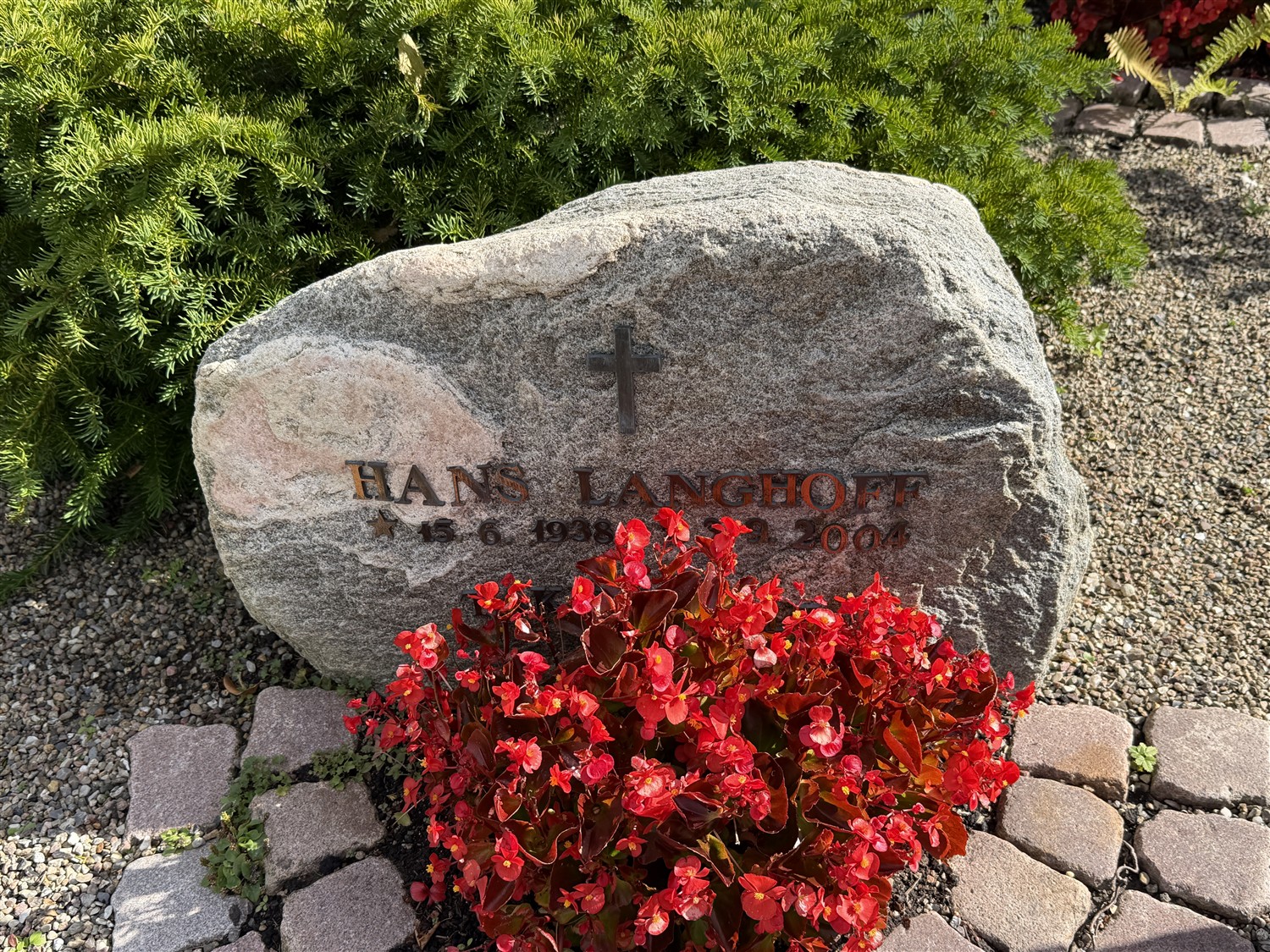 Hans Langhoff 1938-2004.