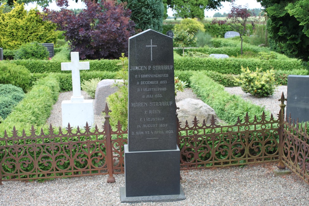 Jørgen P. Straarup 1853-1933 og Maren Ravn 1859-1935.