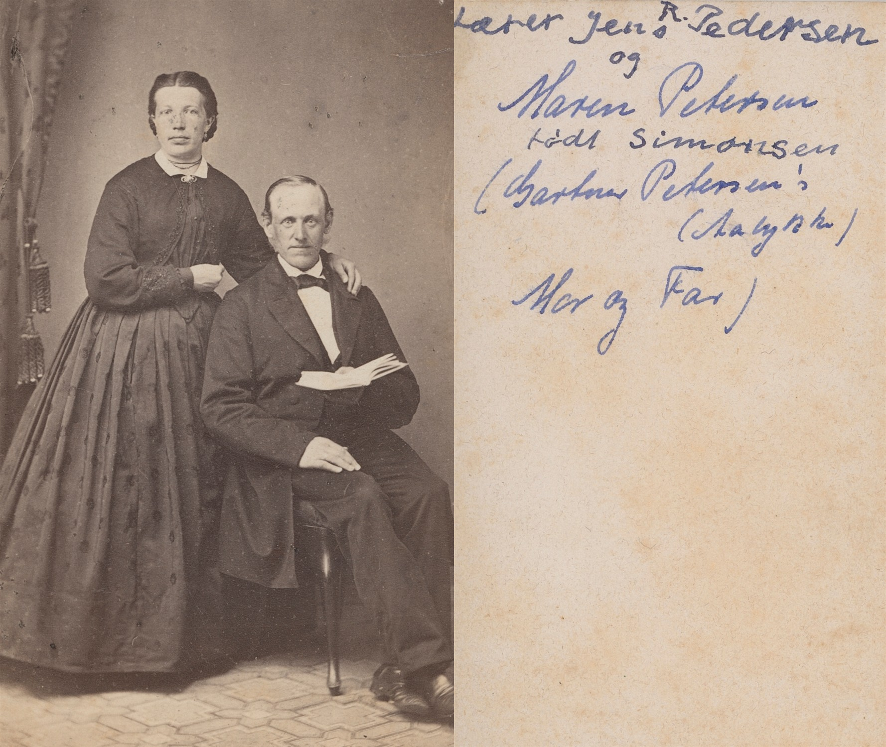 Maren Simonsen og Jens Rasmussen Pedersen hos fotografen.