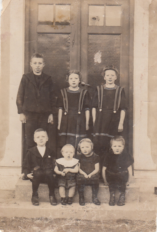 Peder og Charlottes børn ca. 1911.