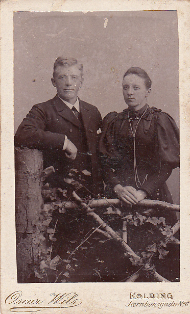 Peder og Charlotte sidst i 1890'erne.