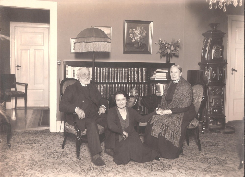 Hans Iversen Straarup, Marie Johanne Straarup og Else Cathrine Simonsen