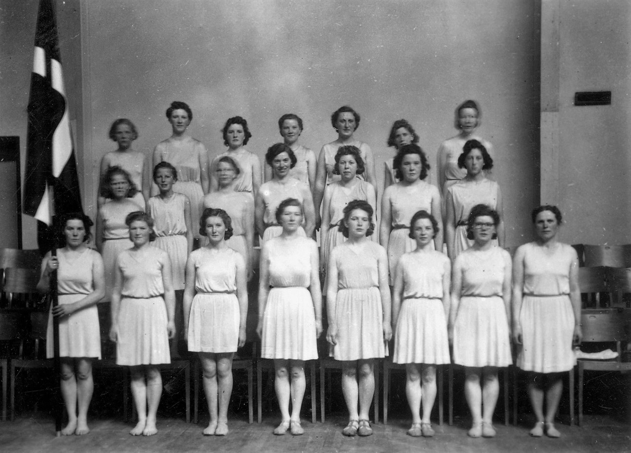 Gymnastikhold fra Agedrup ca. 1945.
